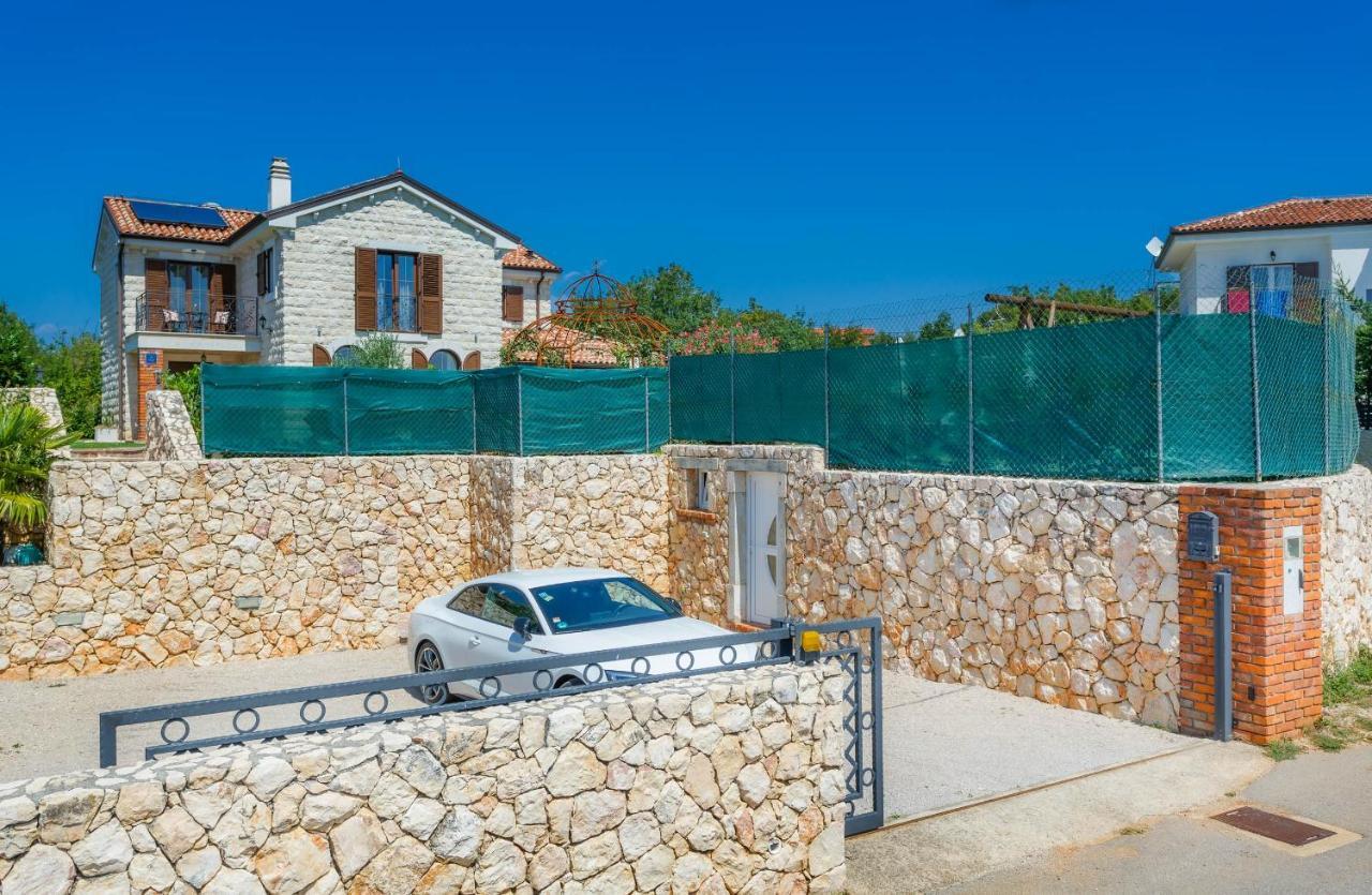 Villa Kamenica Kras Exterior photo